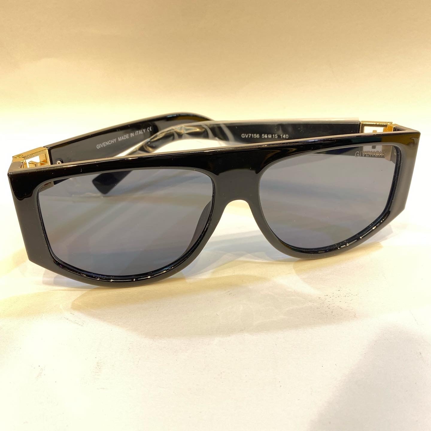 VIG Black Frame Black Shade Unisex Branded Sunglasses GV7156 56 15 140