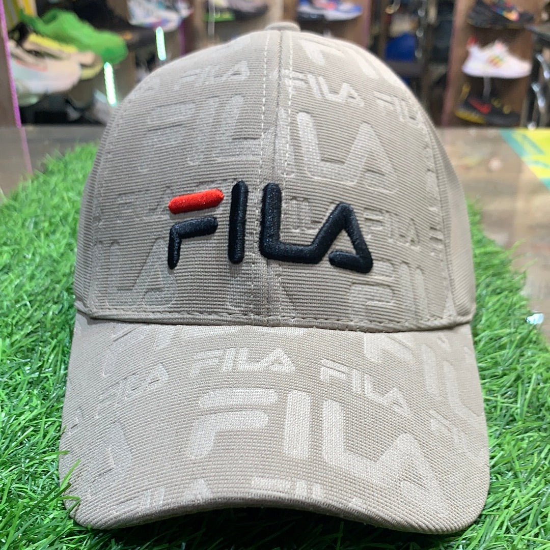 Fil Dark Cream Cap