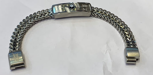 NOM Sliver Colour With Fancy Design Premium Quality  Bracelet 33310