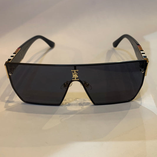 Bur rub Glossy Black Frame black Shade Sunglass 5202 140 0 145