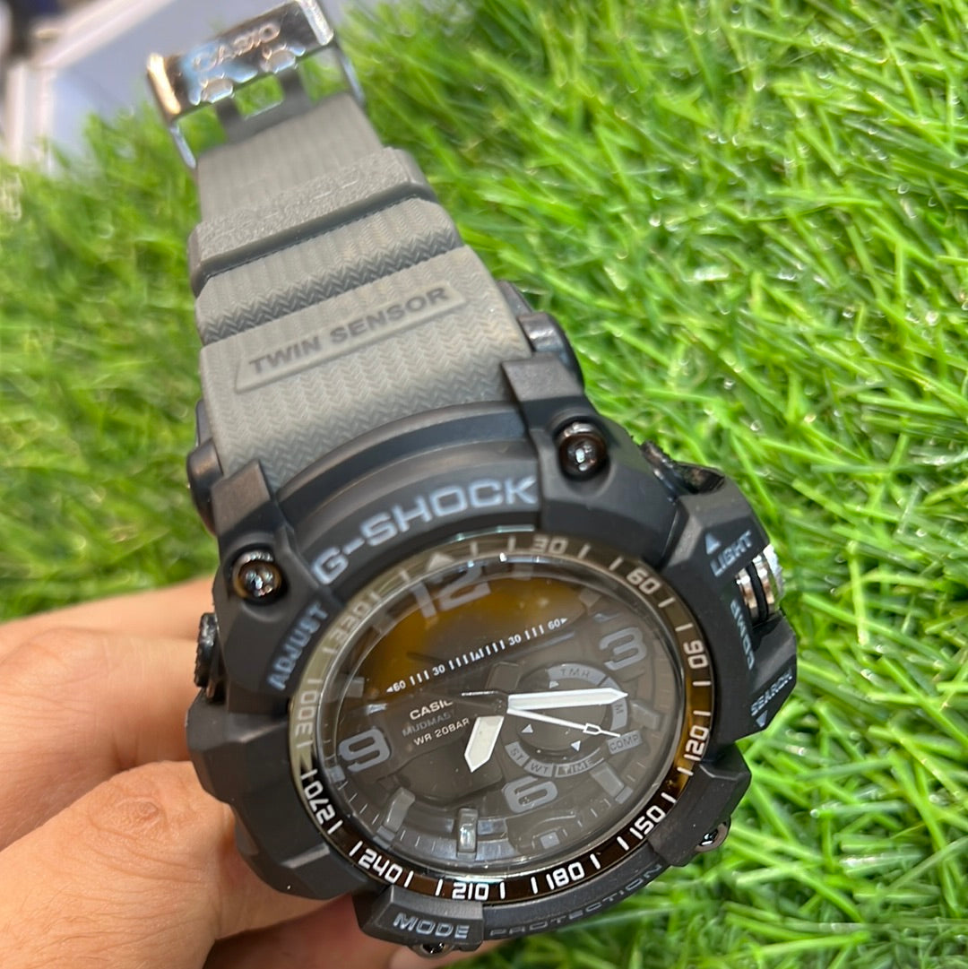 Grey Black Water Resistant Sports Watch with Original Box 500502