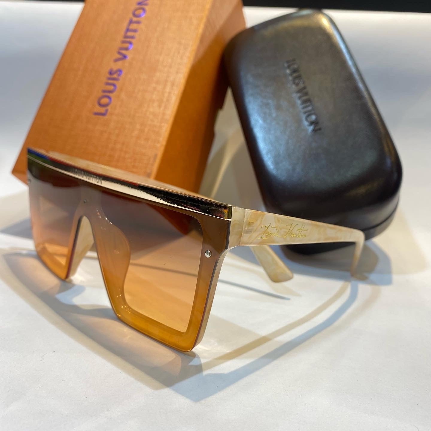 UOL Brown Gold Frame Brown Orange  Shade Unisex Branded Sunglasses 21020 55 19-139