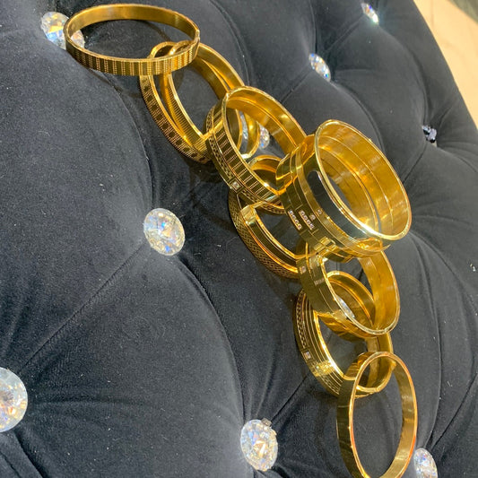 Gold Unisex Kada (Bracelet) for men 130009