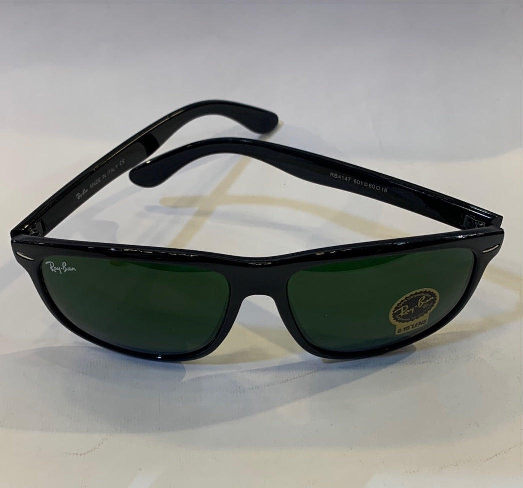 YAR RB Glossy Black Frame Green Shade Sunglasses RB4147 601 60 18
