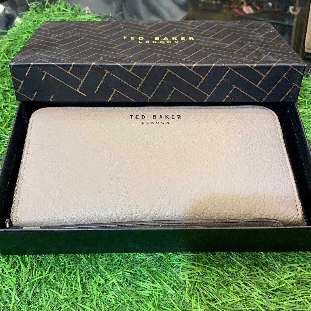 Det Kab TB Multi Colour Leather Women Clutch 074306
